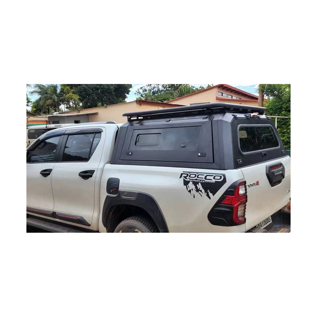 HARD TOP VITRE ALUMINIUM DJEBELXTREME - TOYOTA HILUX DOUBLE CABINE